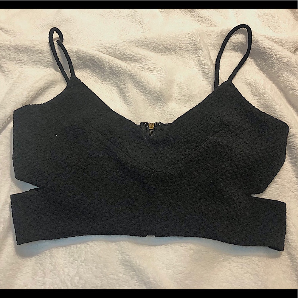 Black Crop top!!! MUST SELL